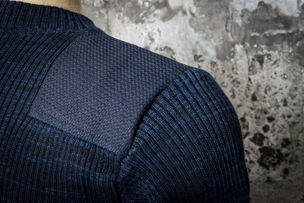 LE PULL COMMANDO INDIGO