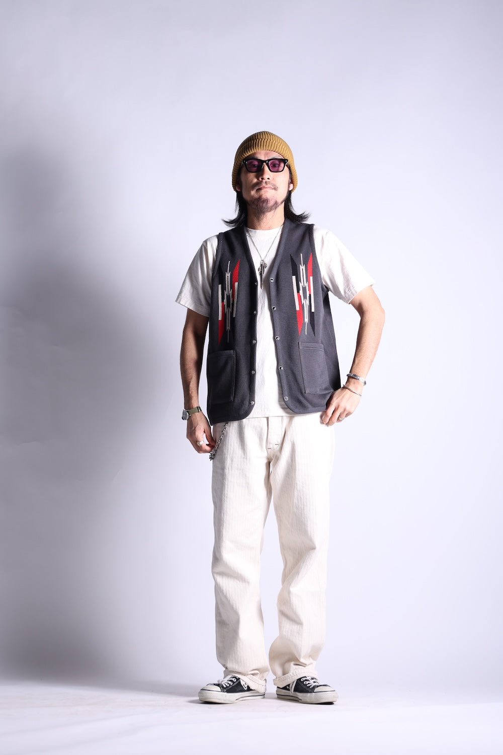 NGT NATIVE VEST CHARCOAL