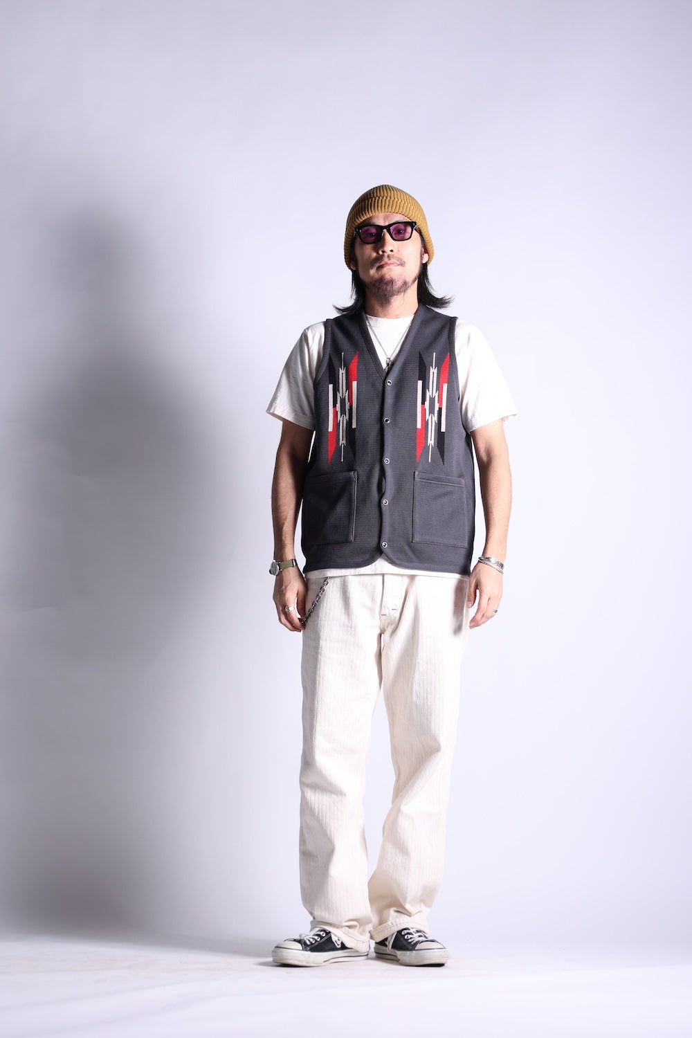 NGT NATIVE VEST CHARCOAL