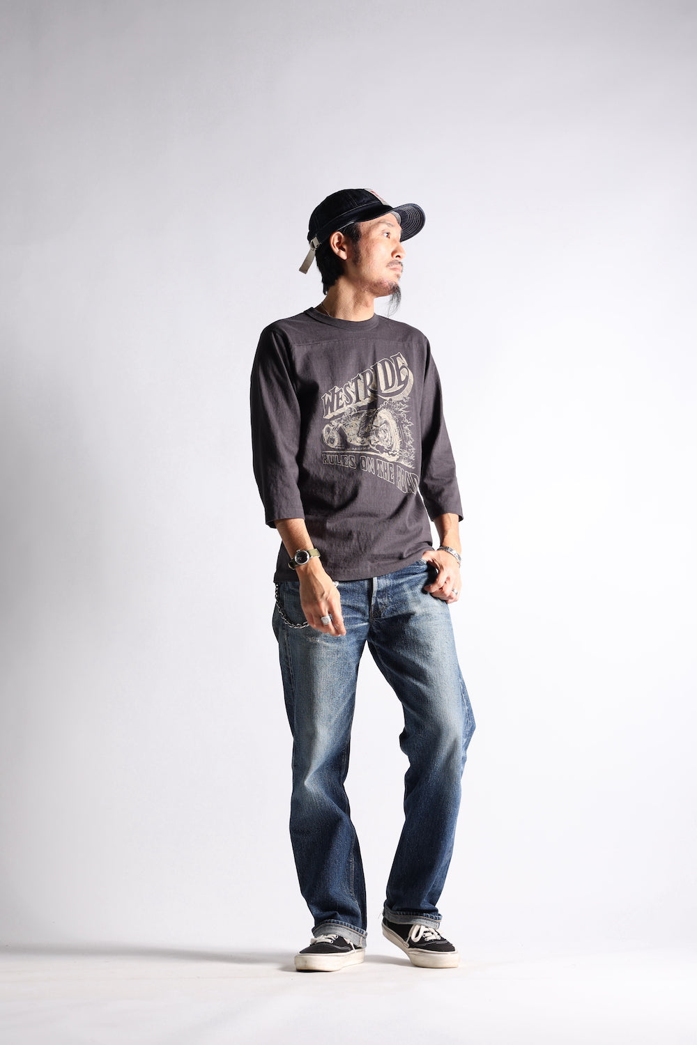 VINTAGE FOOTBALL TEE-2: NO PUBLIC