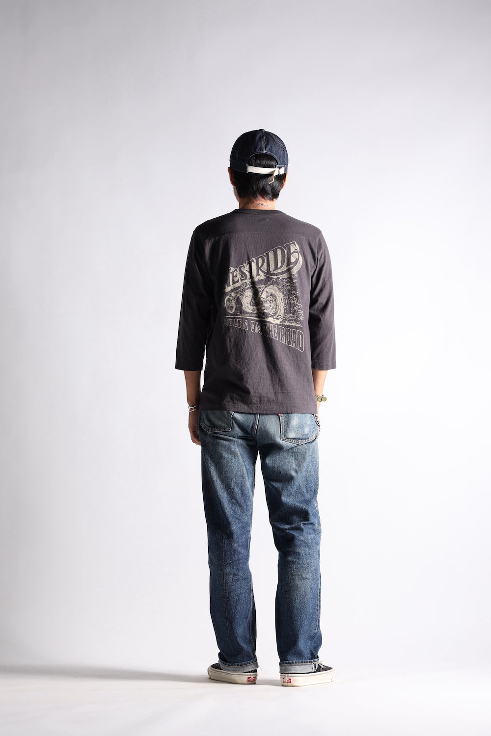 VINTAGE FOOTBALL TEE-2: NO PUBLIC