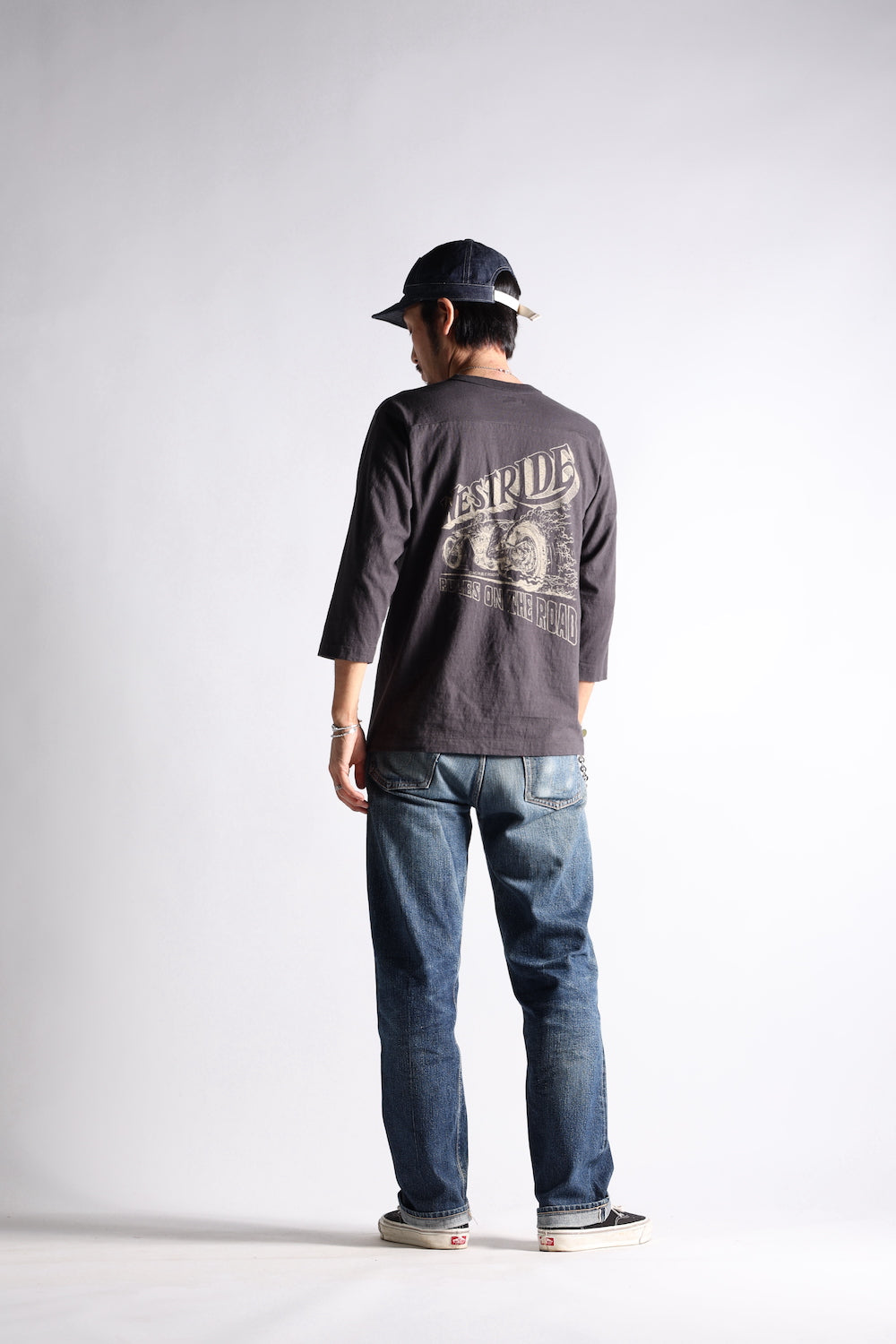 VINTAGE FOOTBALL TEE-2: NO PUBLIC