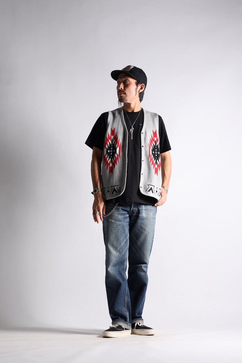 NGT NATIVE VEST GRY