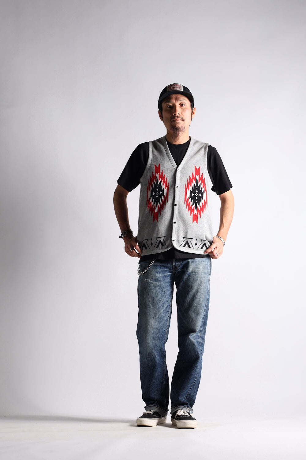 NGT NATIVE VEST GRY