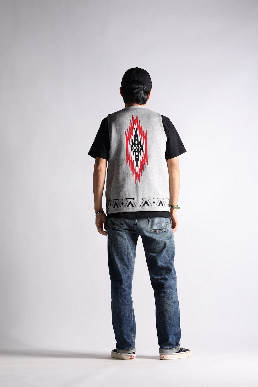 NGT NATIVE VEST GRY