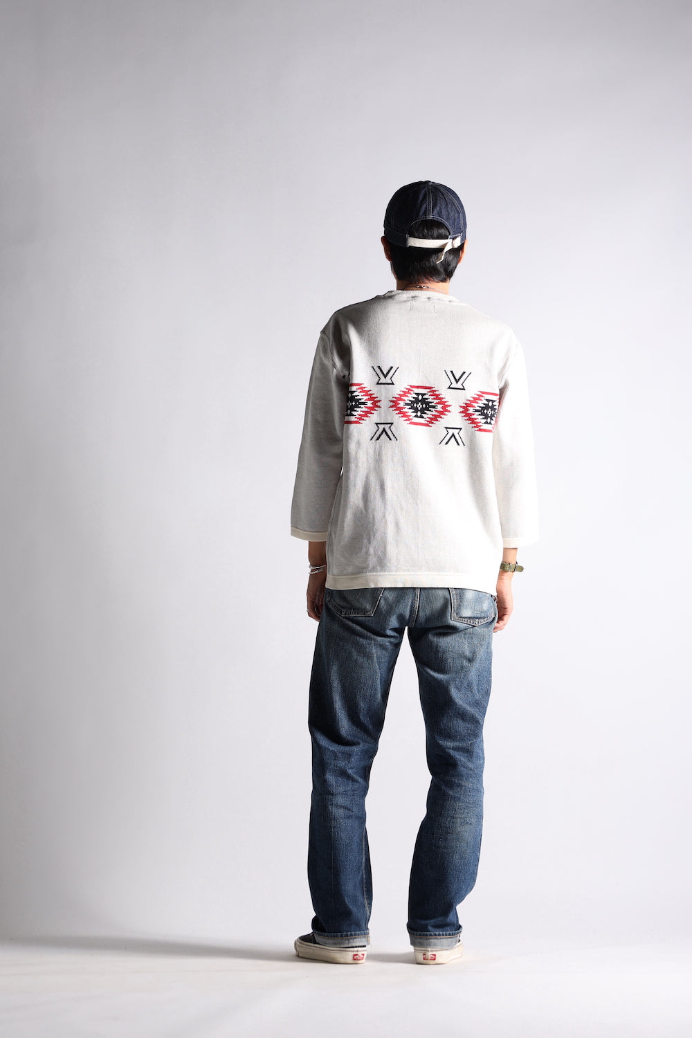 NGT NATIVE UNDER SWEATER GRY