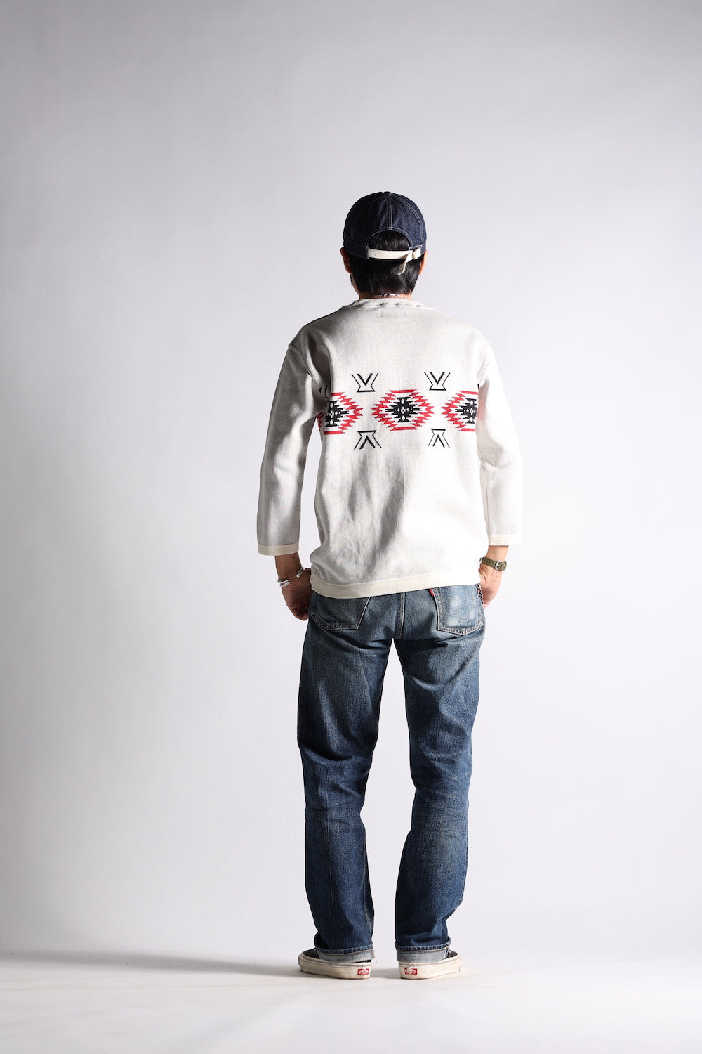 NGT NATIVE UNDER SWEATER GRY