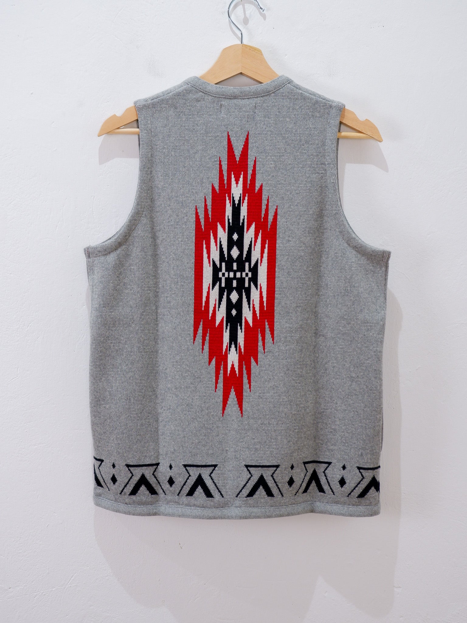 NGT NATIVE VEST GRY