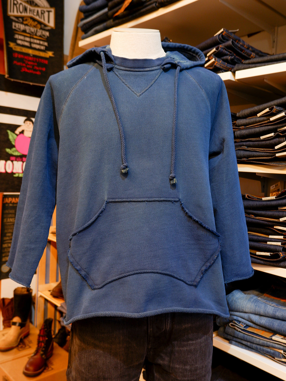 FLEURS DE BAGNE × the LowDown x Blaudruck Koo´ Boxing Hooded Sweatshirt 3/4 Sleeves „BASIC VINTAGE“ – Indigo Overdye