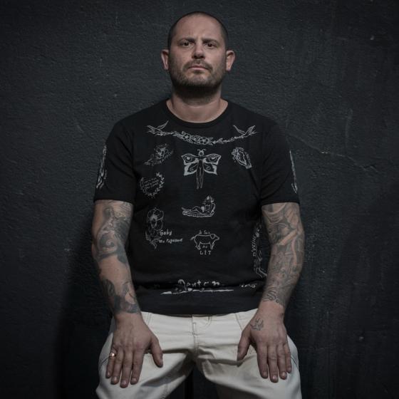 LE TRICOT „Le Vice Dans La Peau“