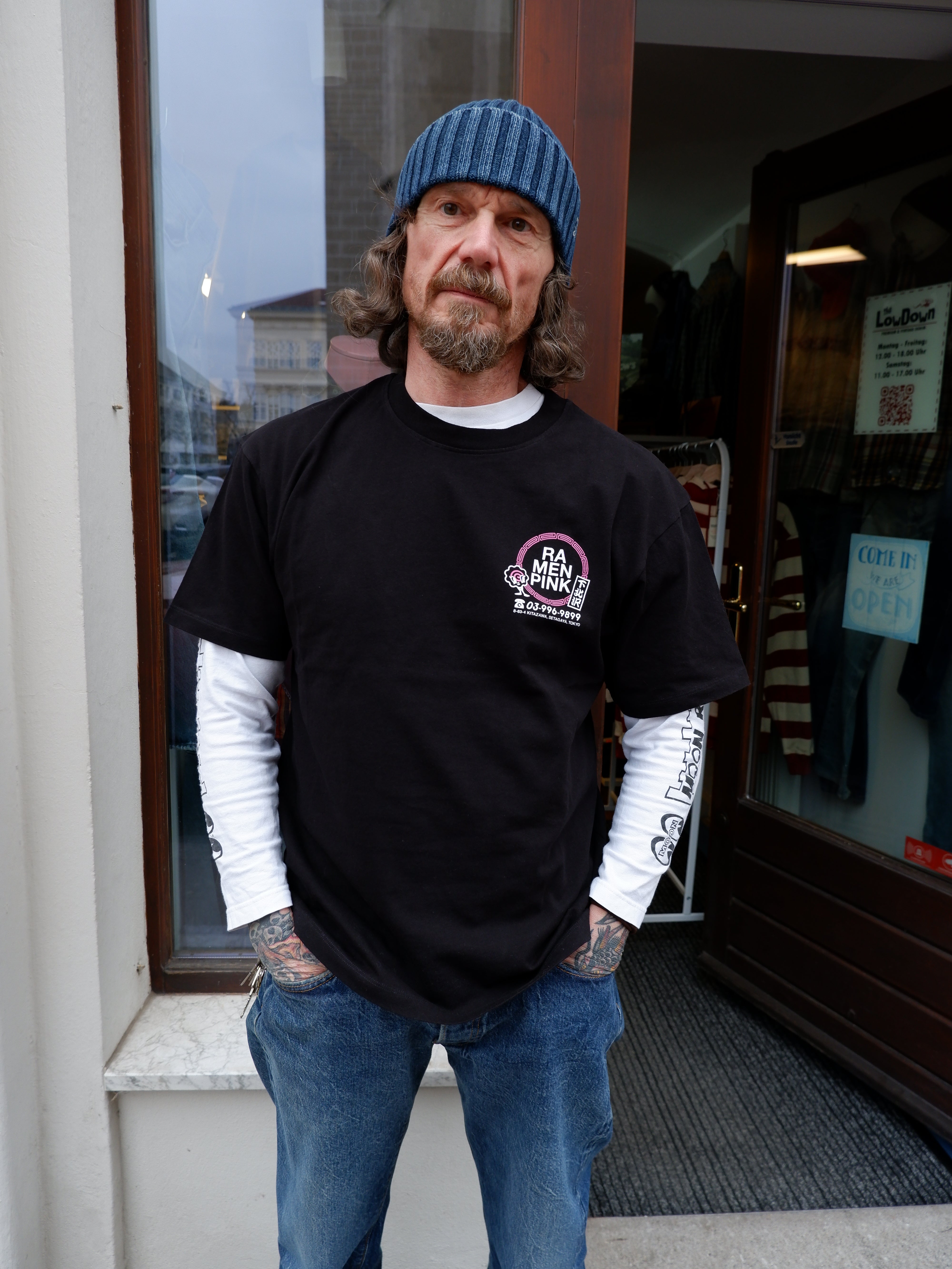 EDWIN Ramen Pink T-Shirt - Black