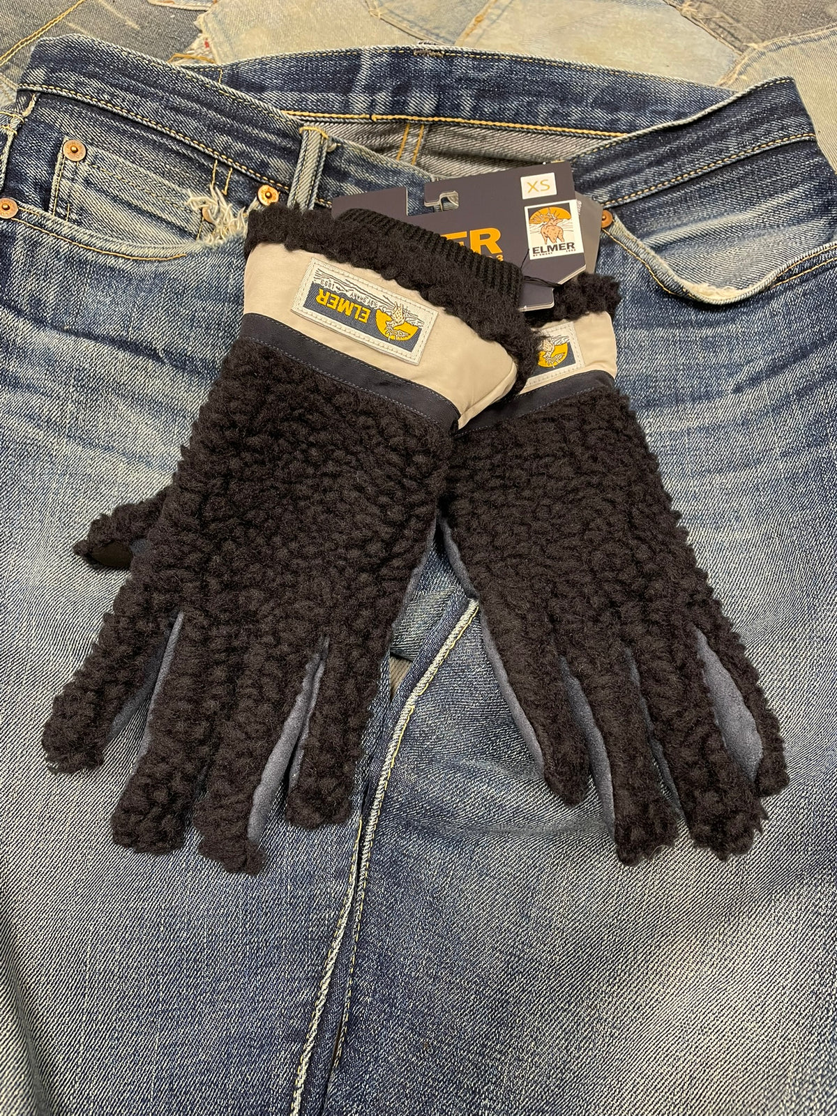 EM 353 TEDDY GLOVE Black