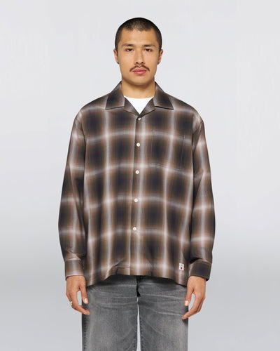 OPEN COLLAR SHIRT– Hombre Plaid - Brown / Grey