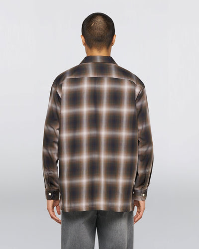 OPEN COLLAR SHIRT– Hombre Plaid - Brown / Grey