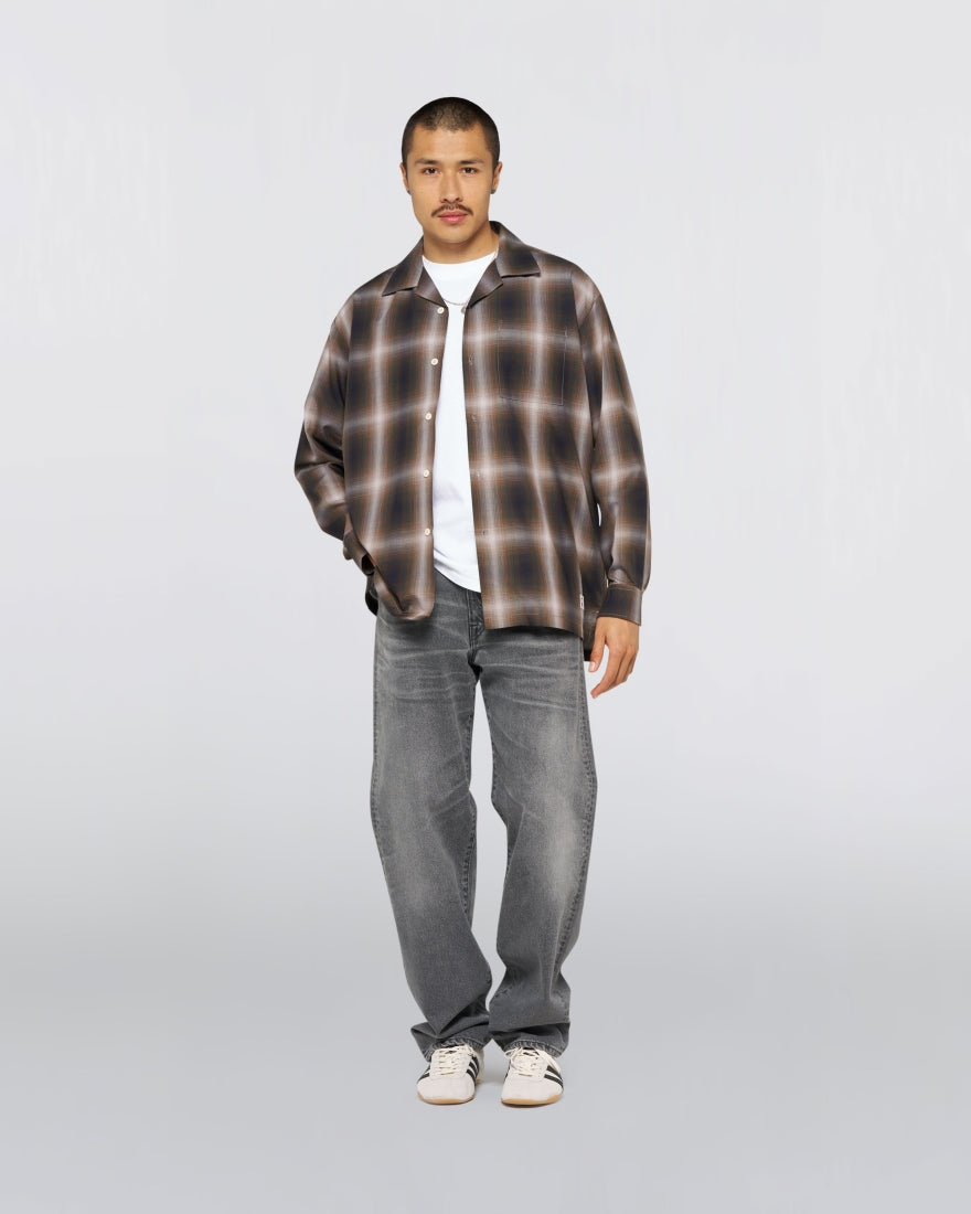 OPEN COLLAR SHIRT– Hombre Plaid - Brown / Grey