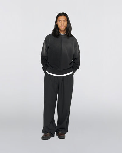 BLUFF SWEAT- BLACK DISTRESSED WASH