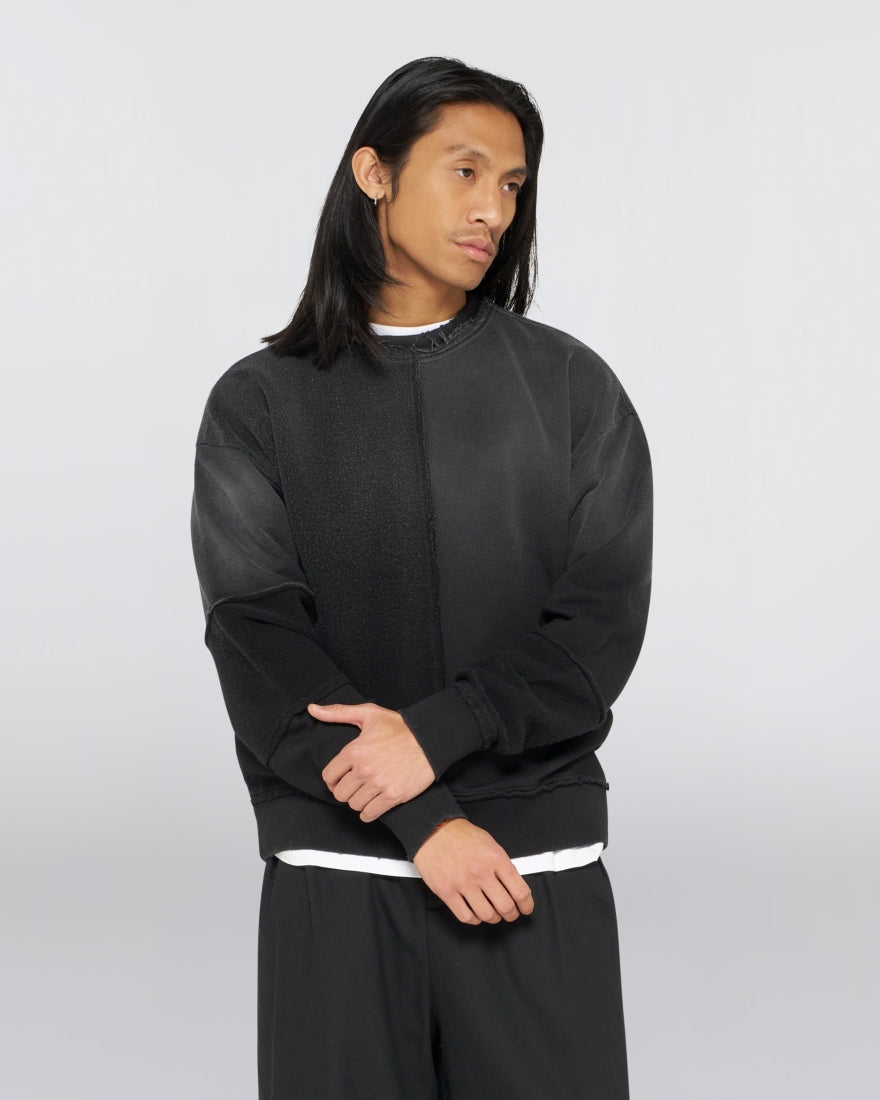 BLUFF SWEAT- BLACK DISTRESSED WASH